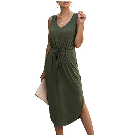 Dresses & Skirts - VNeck Sleeveless Relaxed Fit Dress w/ Side Pockets